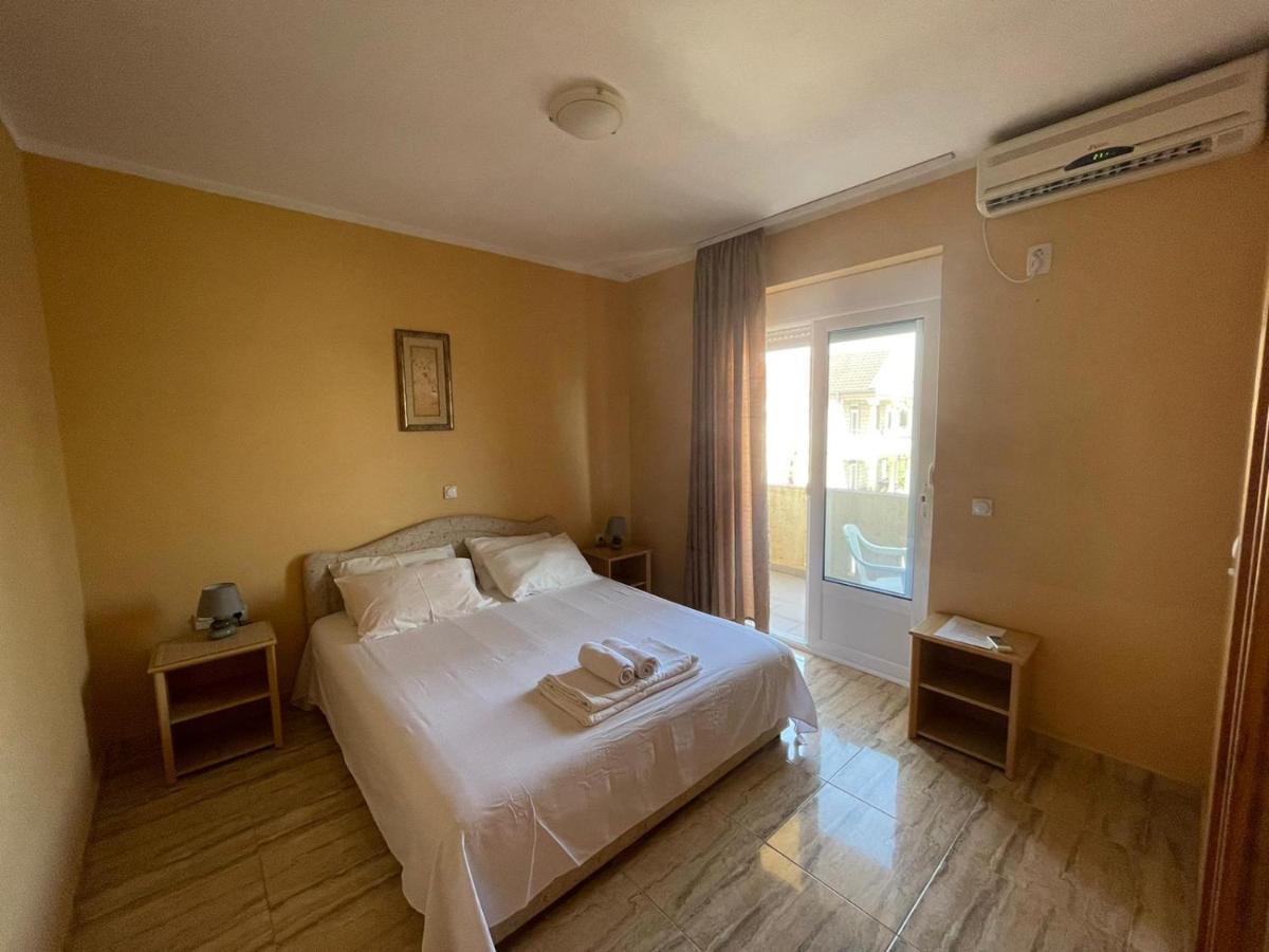 Appartement Mali Medved Ulcinj Extérieur photo