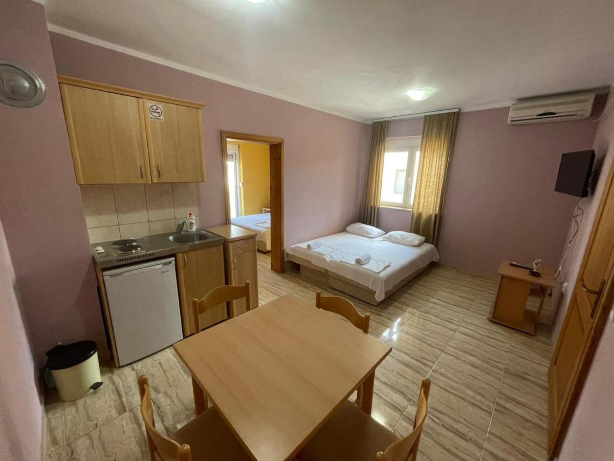 Appartement Mali Medved Ulcinj Extérieur photo
